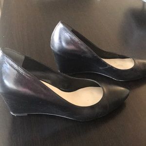 Black wedge Franco Sarto size 7